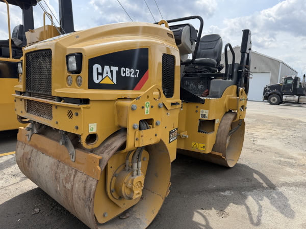 Rouleaux vibratoires tandem Cat CB2.7 Année:2018 -618 heures-Stock#P1466/10986f