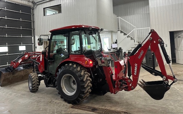 Tracteur Case IH Farmall 40C - Image 3