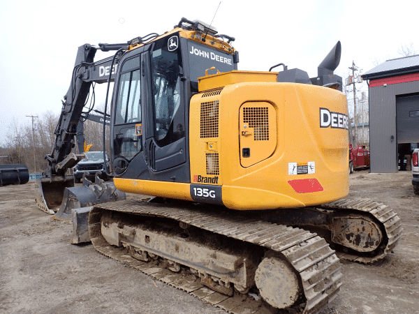 Excavatrice John Deere 135G 2019
