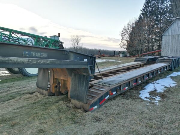 Recherche Fardier 3 essieux  50 tons